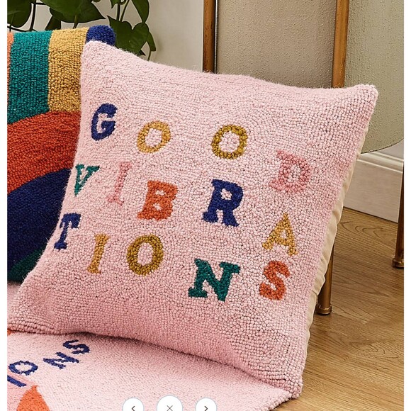Other - Pink Hooked Wool Pillow Cover Good Vibrations 18" Square